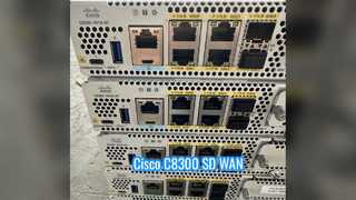 C8300-2N2S-6T, Router Cisco C8300, 6x1GE/2 SM/2 NIM