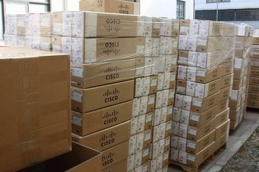 Cisco Switch WS-C2960S-48LPS-L 48 Port Poe Gigabit Ethernet Switch Cisco Network Switch menawarkan menyalakan 48 Power over Ethernet (PoE) Ethernet 10/100/1000 port dengan 370W PoE Power supply