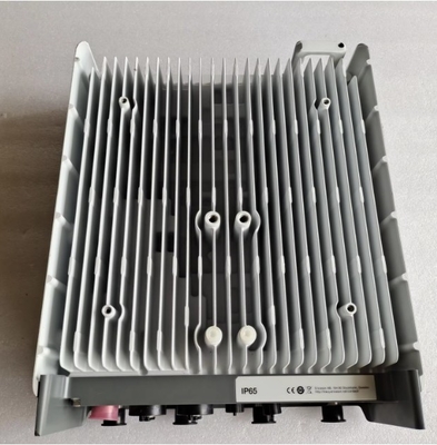 Ericsson RRU 4428 B3 Dimensi internal 420mm*335mm*125mm Desain