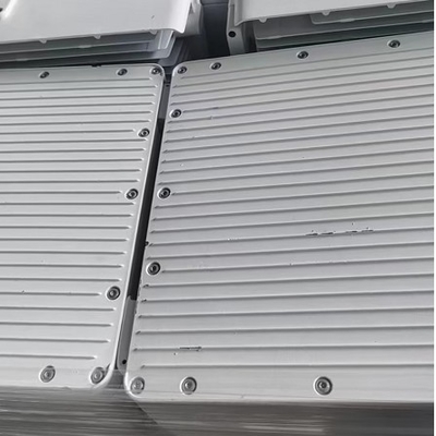 4418 B40TEricsson RRU 4418 B40T Dimensi internal 420mm*335mm*125mm Desain