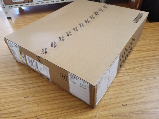 Sakelar Cisco Catalyst C9500-16X-E 16-Port 10G dengan Lisensi NW Essentials
