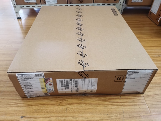 Sakelar Cisco Catalyst C9500-16X-E 16-Port 10G dengan Lisensi NW Essentials