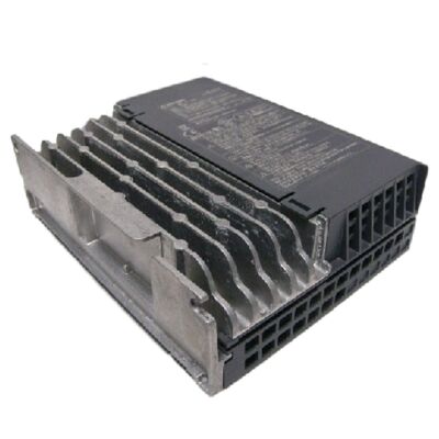 Mitsubishi MR-JE-100AS CNC Servo Drive 1kW Amplifier Servo AC Presisi Tinggi untuk Mesin CNC