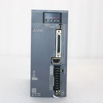 Mitsubishi MR-JE-100AS CNC Servo Drive 1kW Amplifier Servo AC Presisi Tinggi untuk Mesin CNC