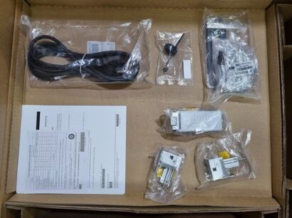 Saklar Terkelola PoE+ Gigabit C9200L-24P-4G-A Baru 24-Port, Uplink SFP 4x1G, Network Advantage, Anggaran PoE 600W