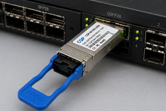 CQP-85100G-SR4 100G QSFP28 SR4 Transceiver Optik MPO Multimode Fiber Transceiver Optik Berkecepatan Tinggi untuk Pusat Data